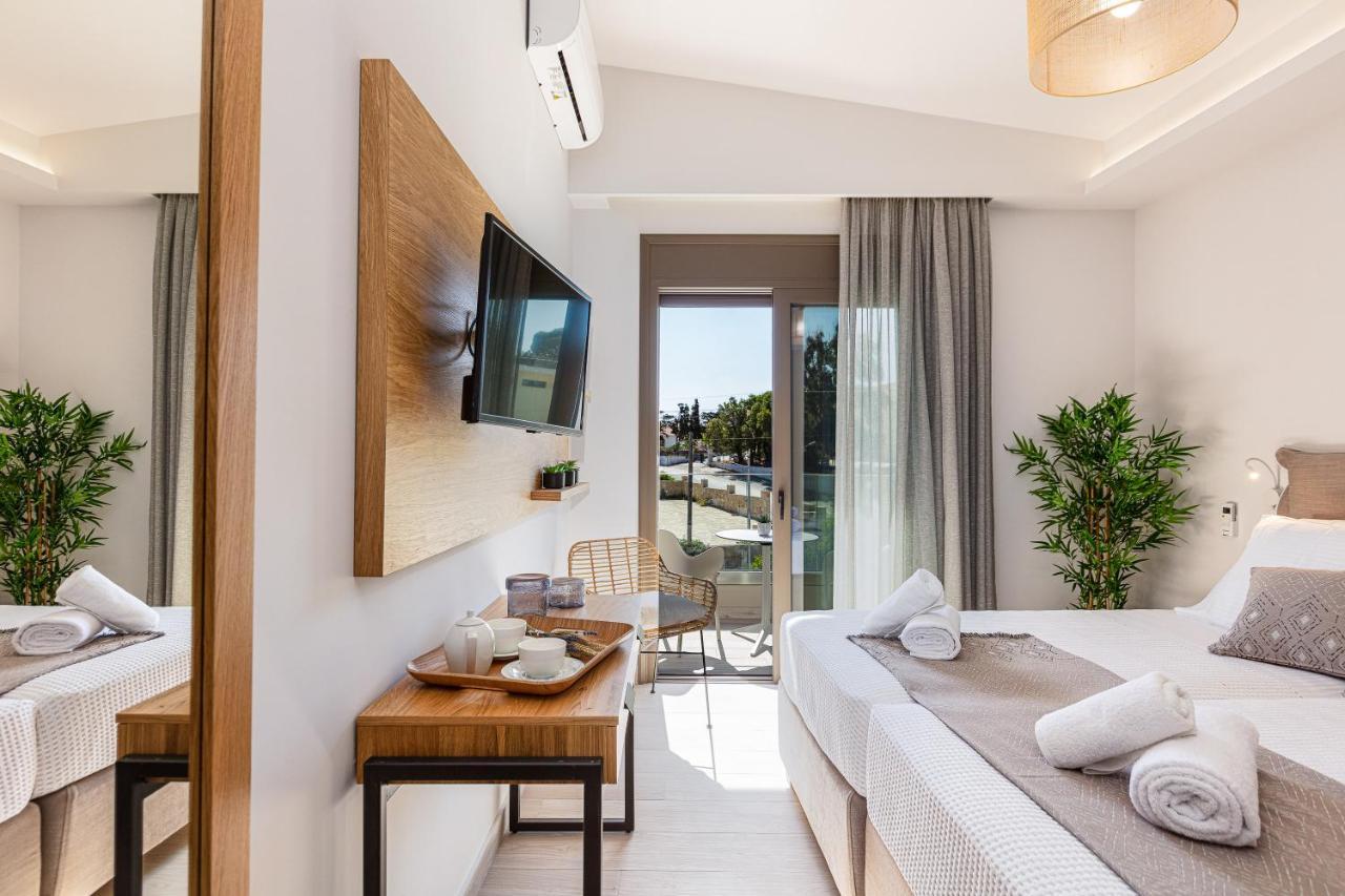 Lagoon Seabreeze Villa, Sumptuous Retreat, By Thinkvilla Panormos  Luaran gambar