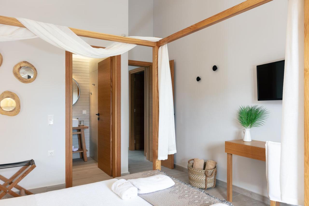 Lagoon Seabreeze Villa, Sumptuous Retreat, By Thinkvilla Panormos  Luaran gambar